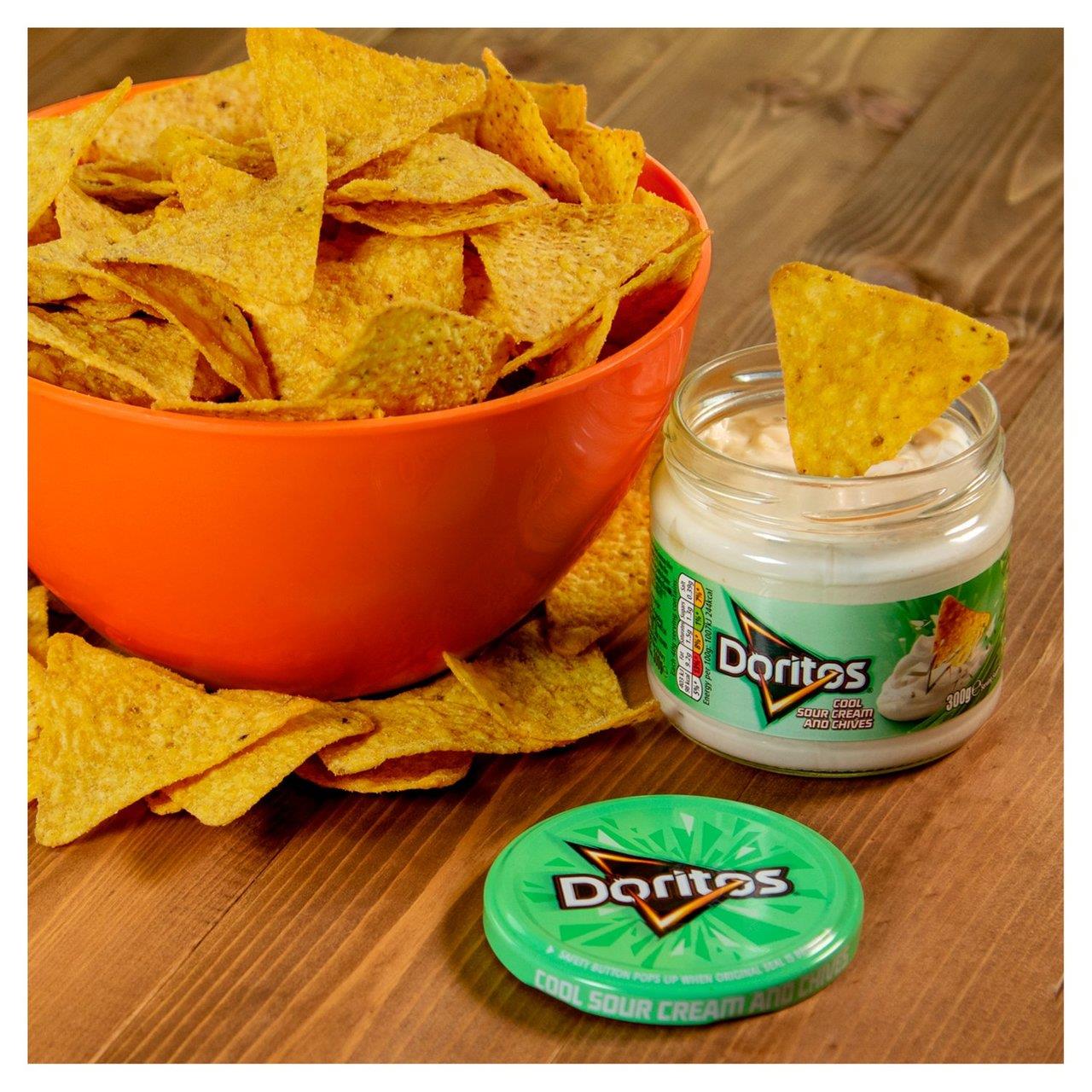 Doritos Sour Cream & Chives Sharing Dip Jar 280g