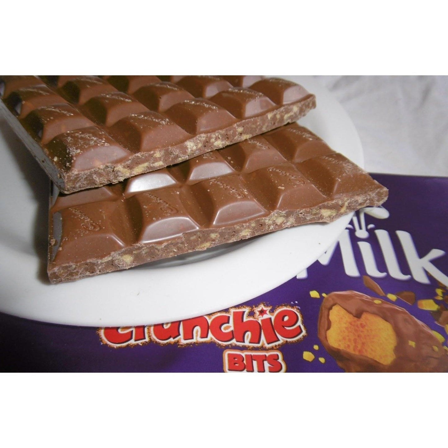 Cadbury Crunchie Bits Chocolate Bar 200g